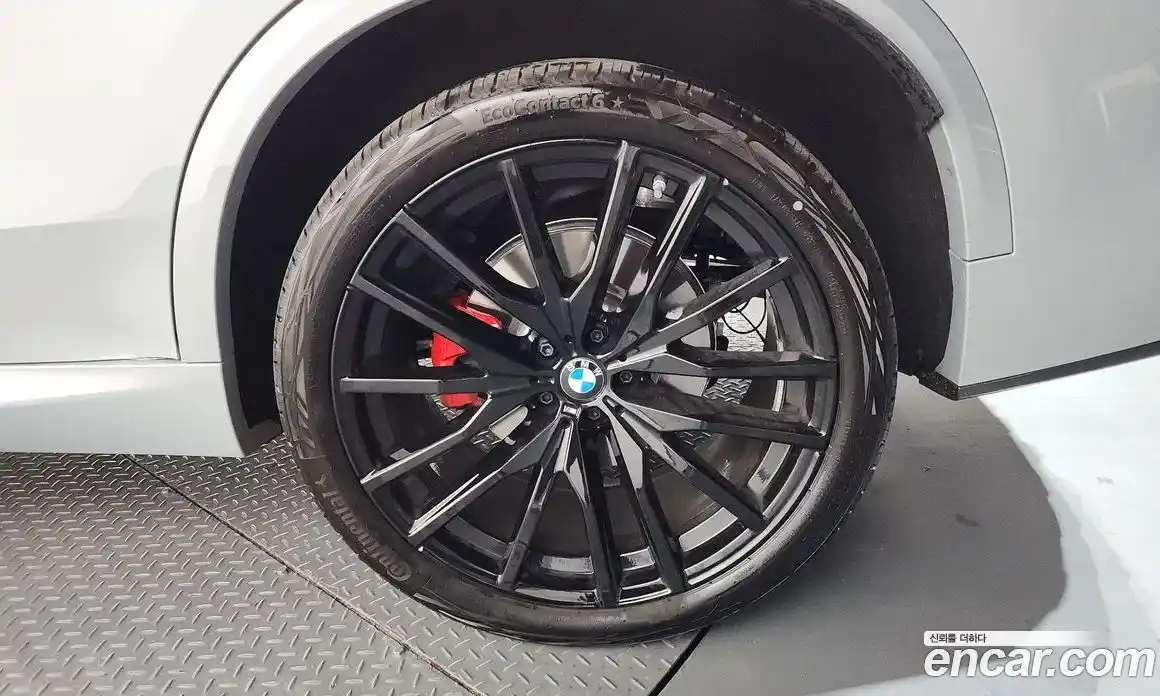 BMW X5 2025 3.0 автомат (гидро), фото 7