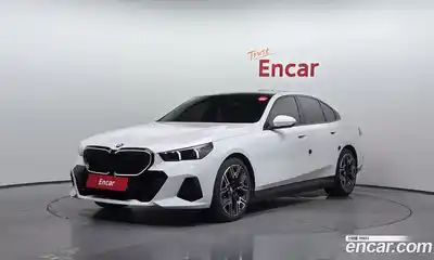 BMW 5 серия, 2025, 7 176 км