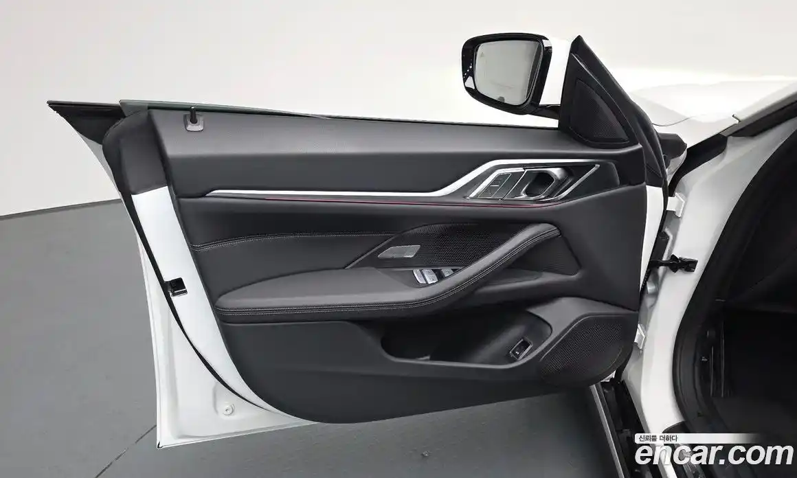 BMW i4 2025 0.2 автомат (гидро), фото 13