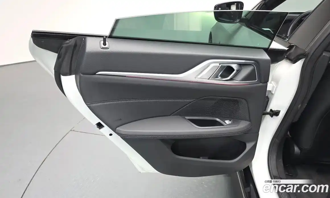 BMW i4 2025 0.2 автомат (гидро), фото 14
