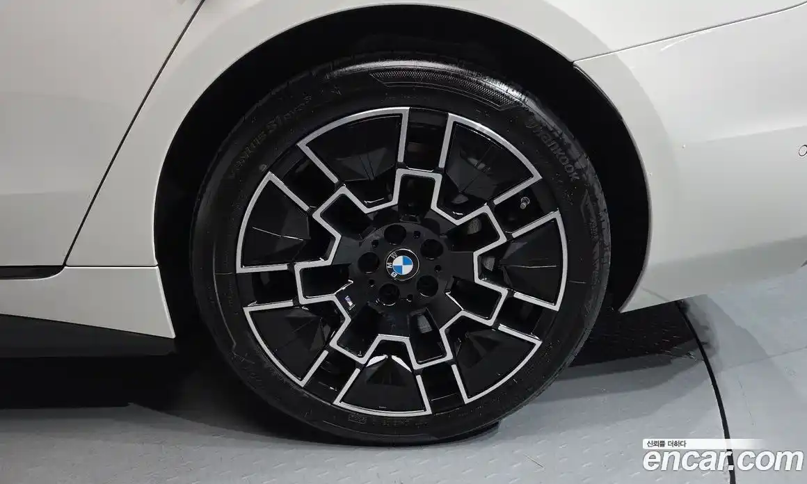 BMW i4 2025 0.2 автомат (гидро), фото 6