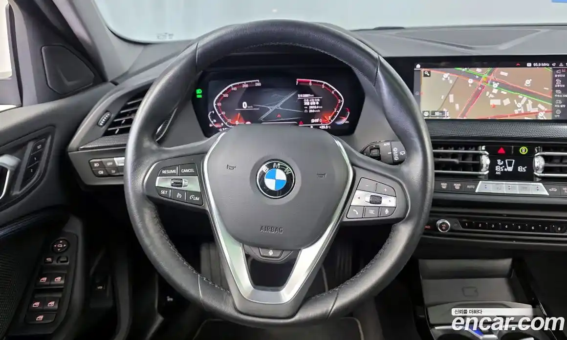 BMW 1 серия 2024 2.0 автомат (гидро), фото 19