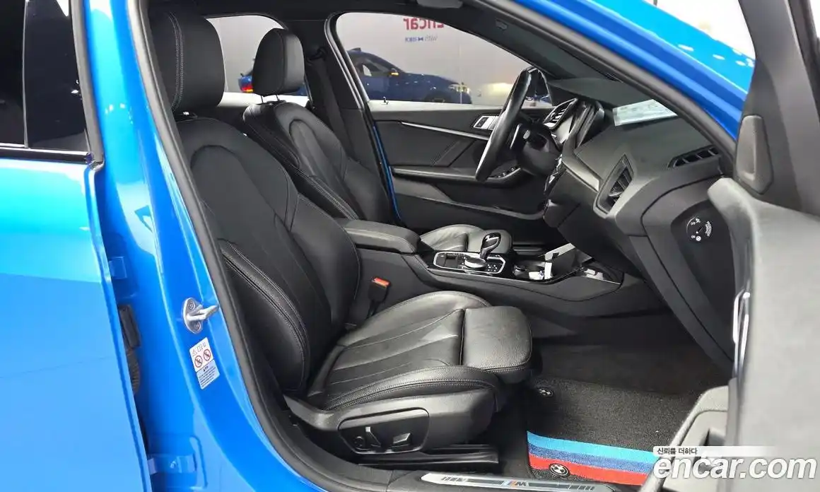 BMW 1 серия 2022 2.0 автомат (гидро), фото 16