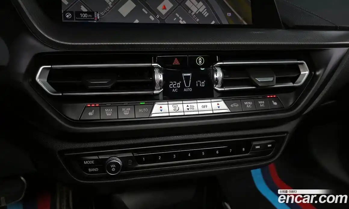 BMW 1 серия 2022 2.0 автомат (гидро), фото 24