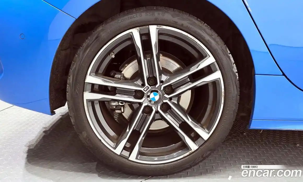 BMW 1 серия 2022 2.0 автомат (гидро), фото 5