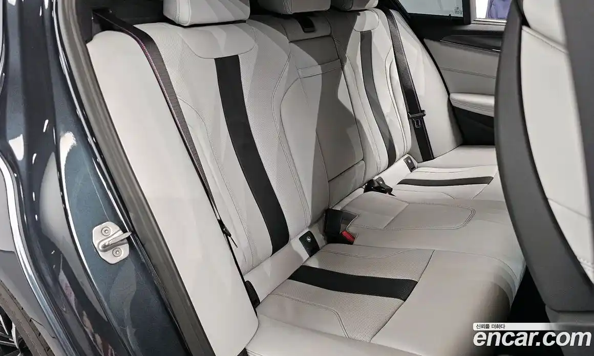BMW M5 2019 4.4 автомат (гидро), фото 18