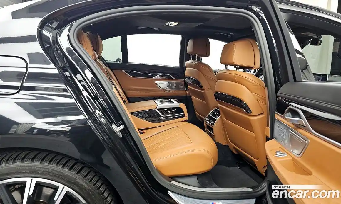 BMW 7 серия 2022 3.0 автомат (гидро), фото 18