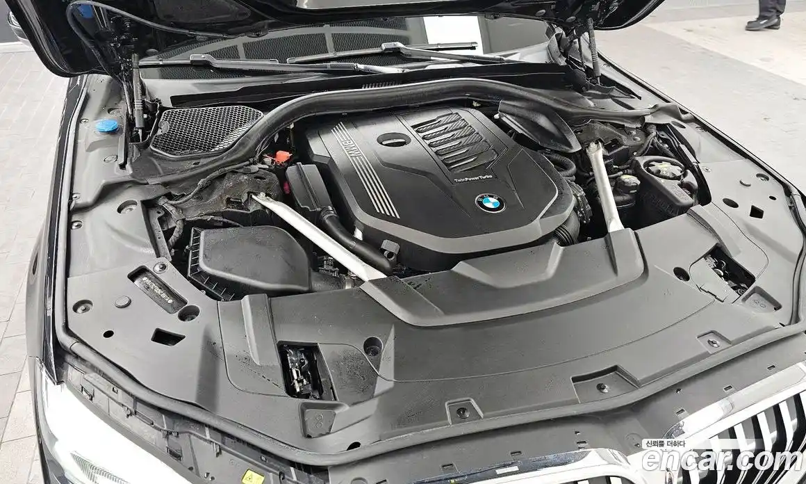 BMW 7 серия 2022 3.0 автомат (гидро), фото 6