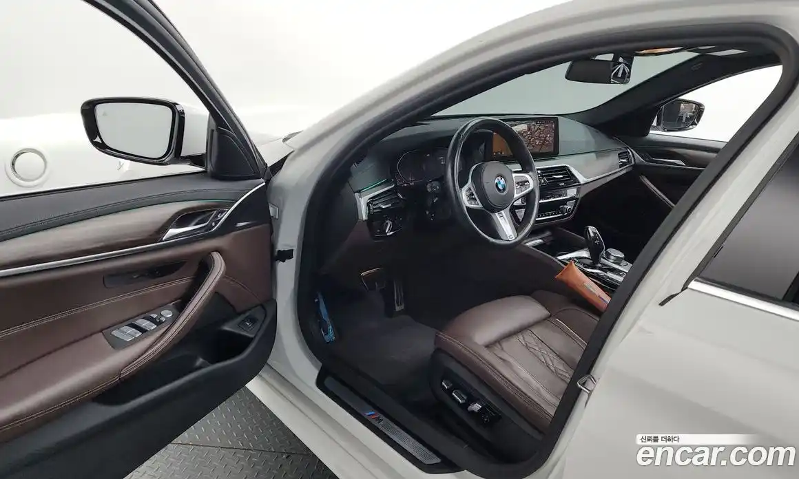 BMW 5 серия 2021 2.0 автомат (гидро), фото 13