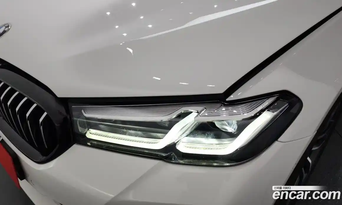 BMW 5 серия 2021 2.0 автомат (гидро), фото 8