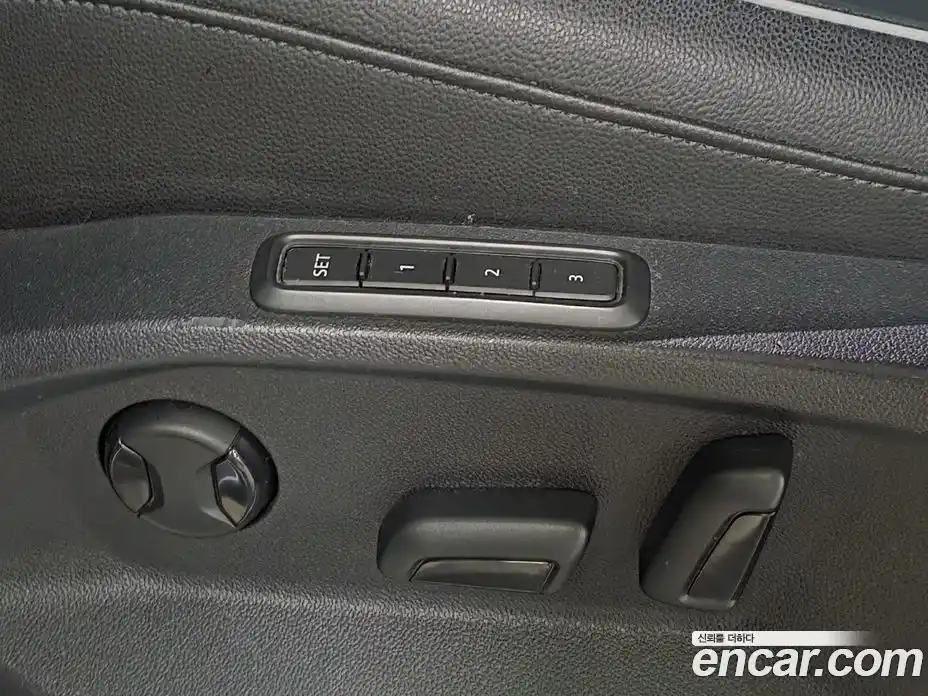 Volkswagen Tiguan 2018 2.0 автомат (гидро), фото 17