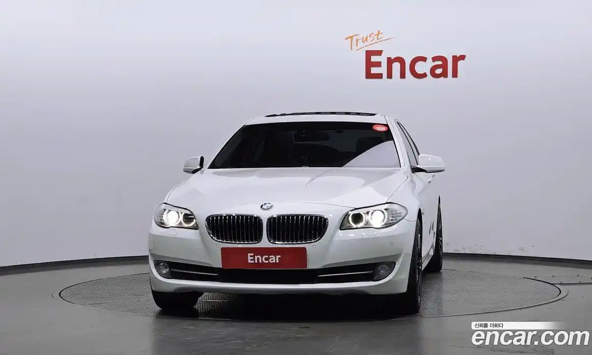 BMW 5 серия 2013 2.0 автомат (гидро), фото 3