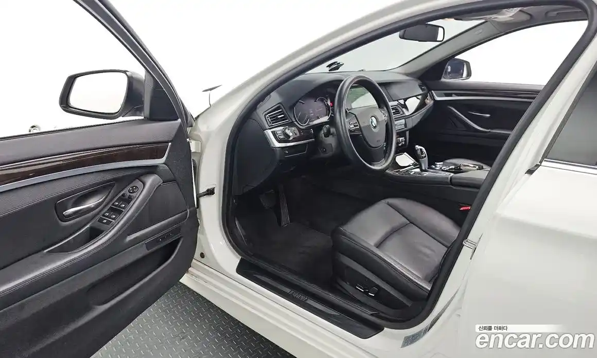 BMW 5 серия 2013 2.0 автомат (гидро), фото 10