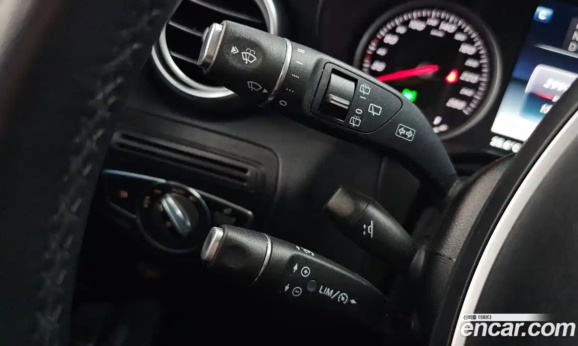 Mercedes-Benz GLC-Class 2019 2.0 автомат (гидро), фото 28