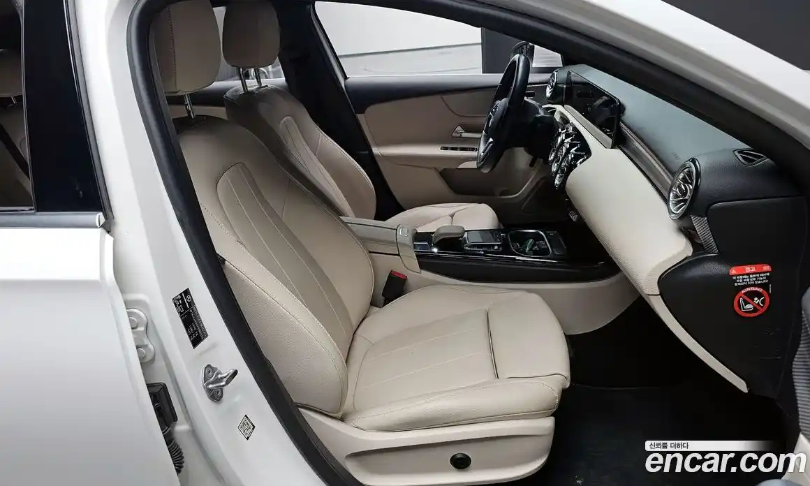 Mercedes-Benz A-Class 2022 2.0 гидро, фото 13 Mercedes-Benz A-Class 2022 2.0 гидро, фото 13