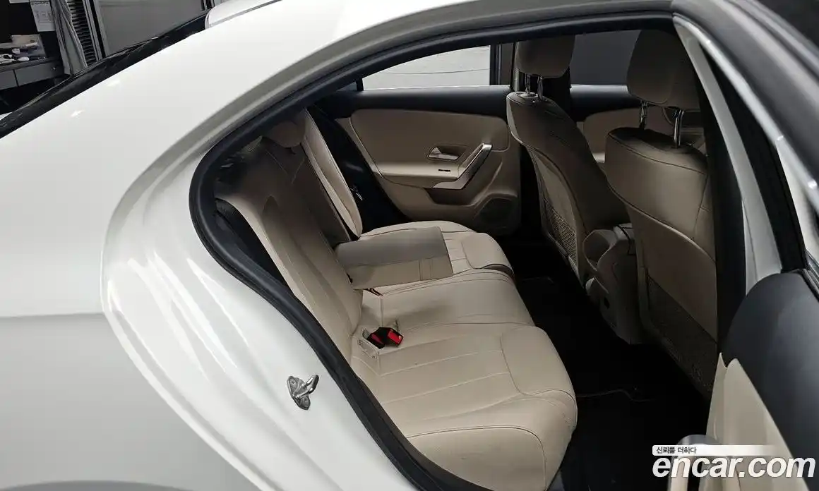 Mercedes-Benz A-Class 2022 2.0 гидро, фото 16 Mercedes-Benz A-Class 2022 2.0 гидро, фото 16