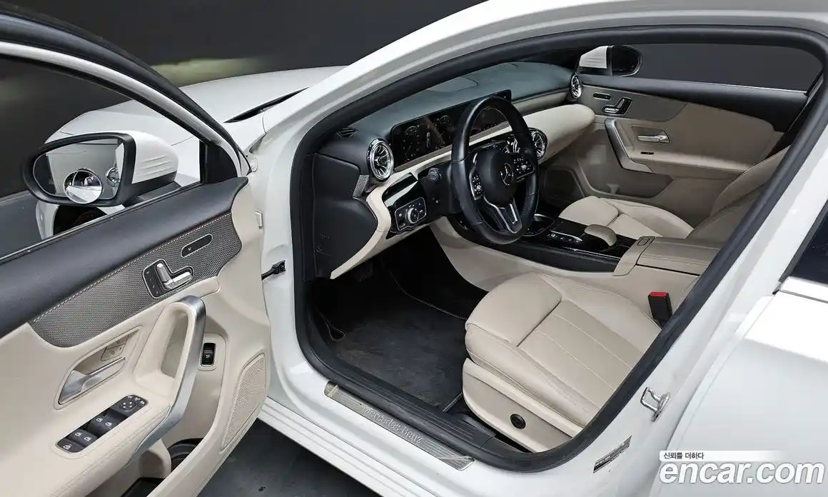 Mercedes-Benz A-Class 2022 2.0 гидро, фото 17 Mercedes-Benz A-Class 2022 2.0 гидро, фото 17