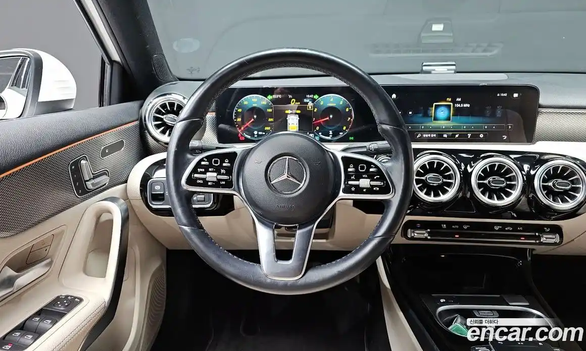 Mercedes-Benz A-Class 2022 2.0 гидро, фото 18 Mercedes-Benz A-Class 2022 2.0 гидро, фото 18