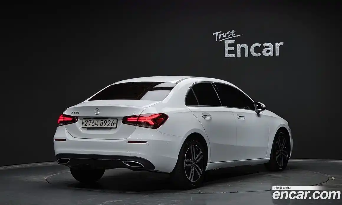 Mercedes-Benz A-Class 2022 2.0 гидро, фото 2 Mercedes-Benz A-Class 2022 2.0 гидро, фото 2