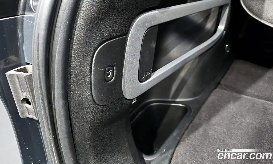 Jeep Cherokee 2017 2.4 автомат (гидро), фото 19
