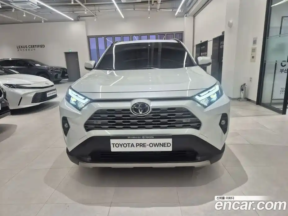 Toyota RAV4 2025 2.5 вариатор, фото 3