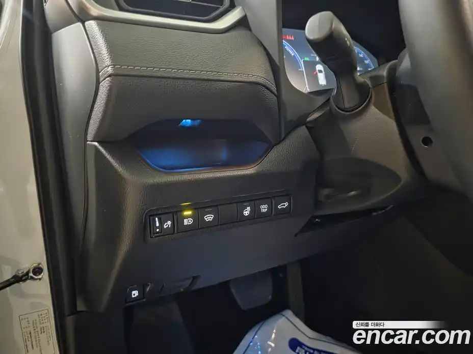 Toyota RAV4 2024 2.5 гидро, фото 11