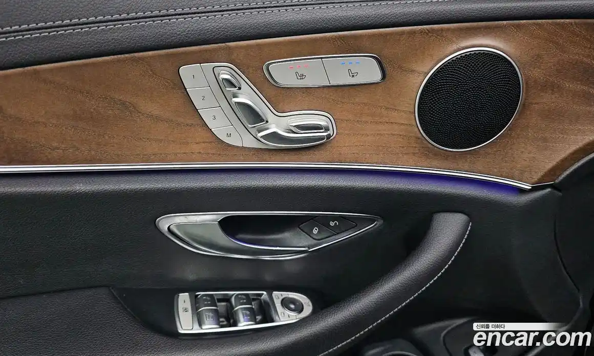 Mercedes-Benz E-Class 2021 2.0 автомат (гидро), фото 25