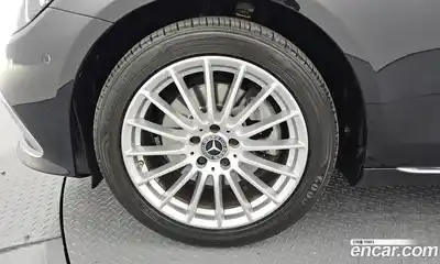 Mercedes-Benz E-Class 2021 2.0 автомат (гидро), миниатюра 5
