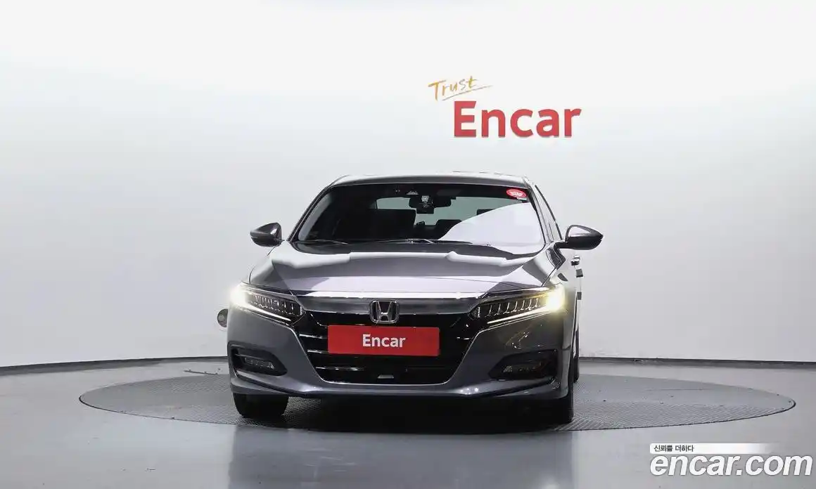 Honda Accord 2019 1.5 автомат (гидро), фото 3