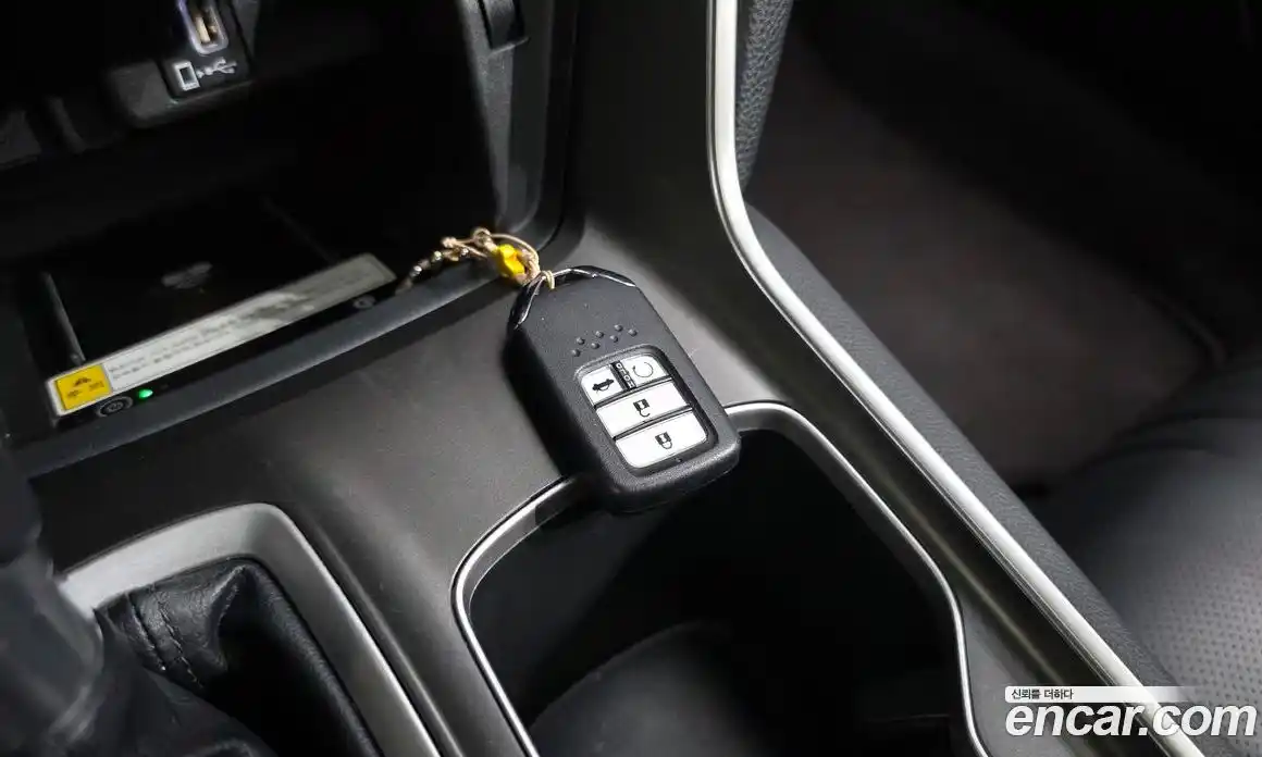 Honda Accord 2019 1.5 автомат (гидро), фото 32