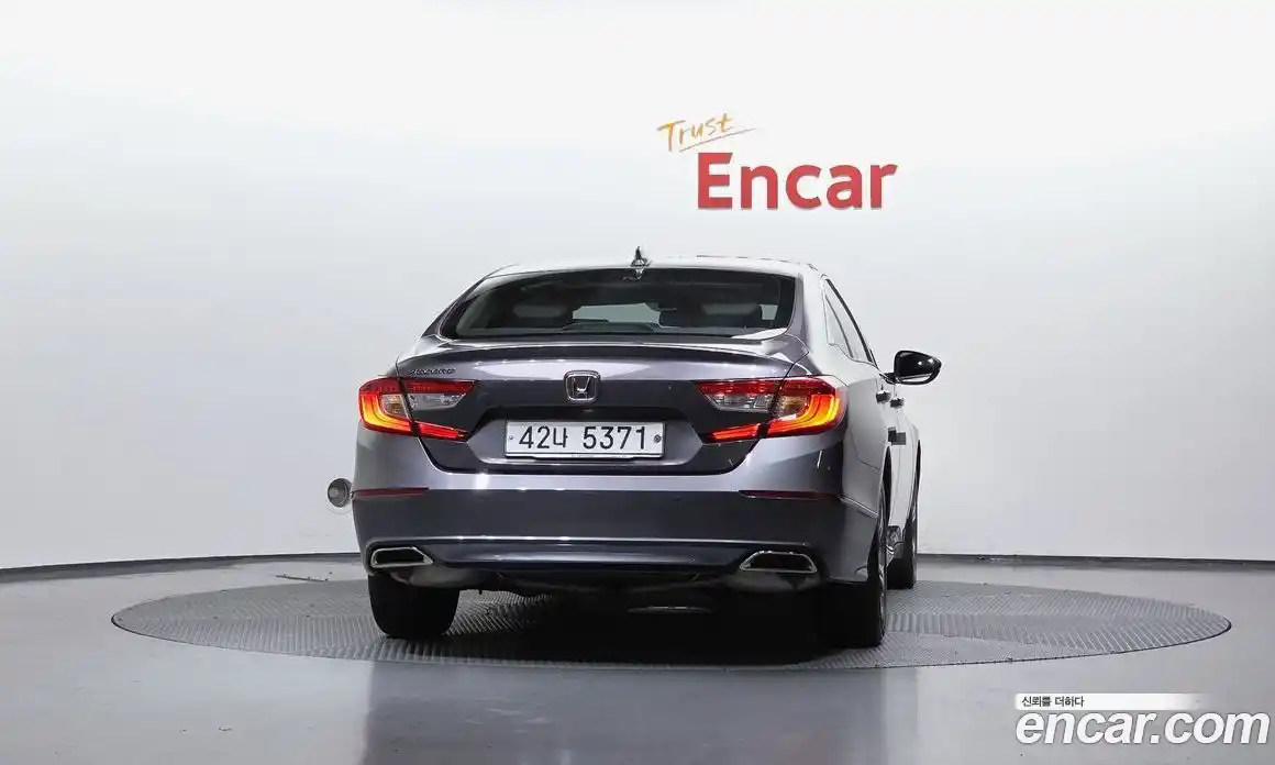 Honda Accord 2019 1.5 автомат (гидро), фото 4