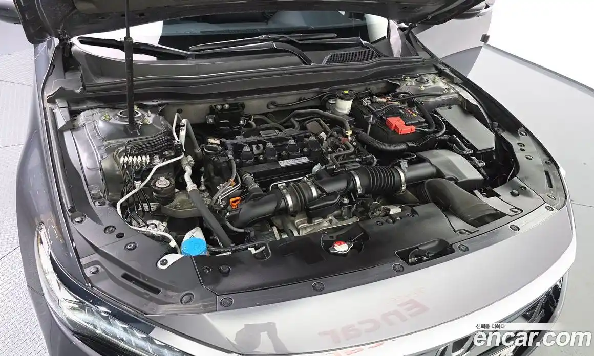Honda Accord 2019 1.5 автомат (гидро), фото 6