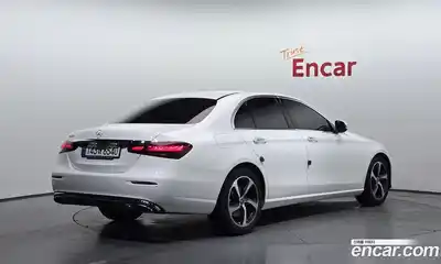 Mercedes-Benz E-Class 2020 2.0 автомат (гидро), миниатюра 2
