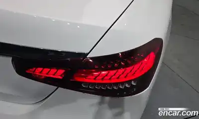 Mercedes-Benz E-Class 2020 2.0 автомат (гидро), миниатюра 9