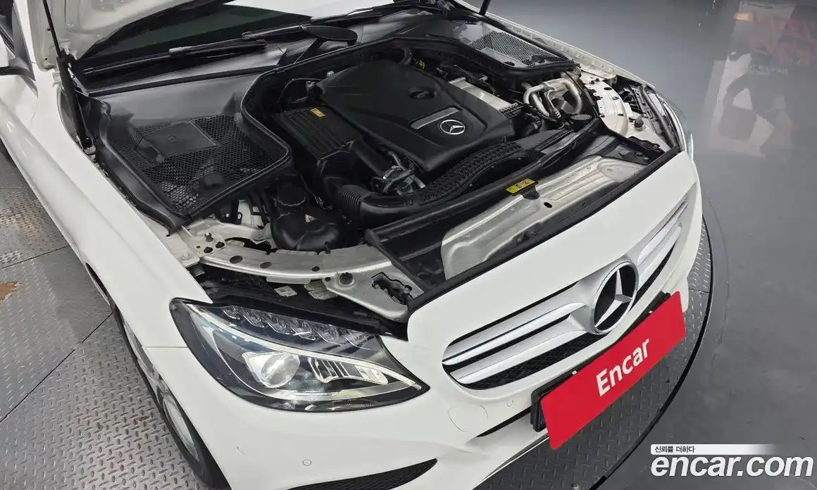 Mercedes-Benz C-Class 2016 2.0 автомат (гидро), фото 5