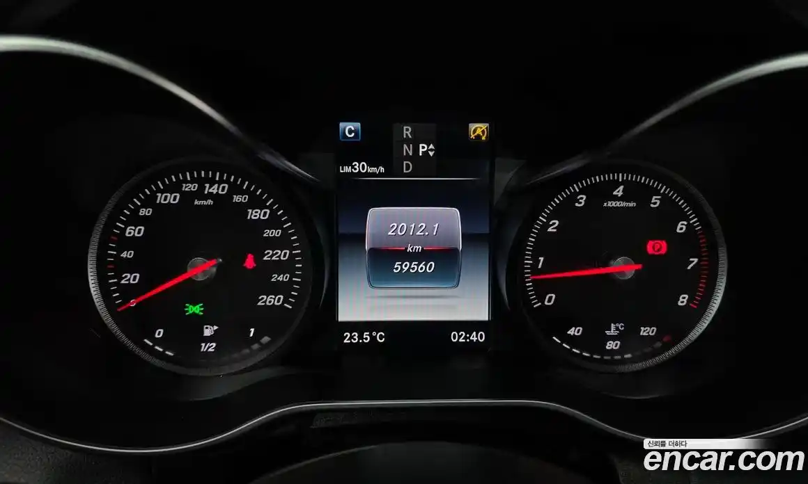 Mercedes-Benz C-Class 2016 2.0 автомат (гидро), фото 10