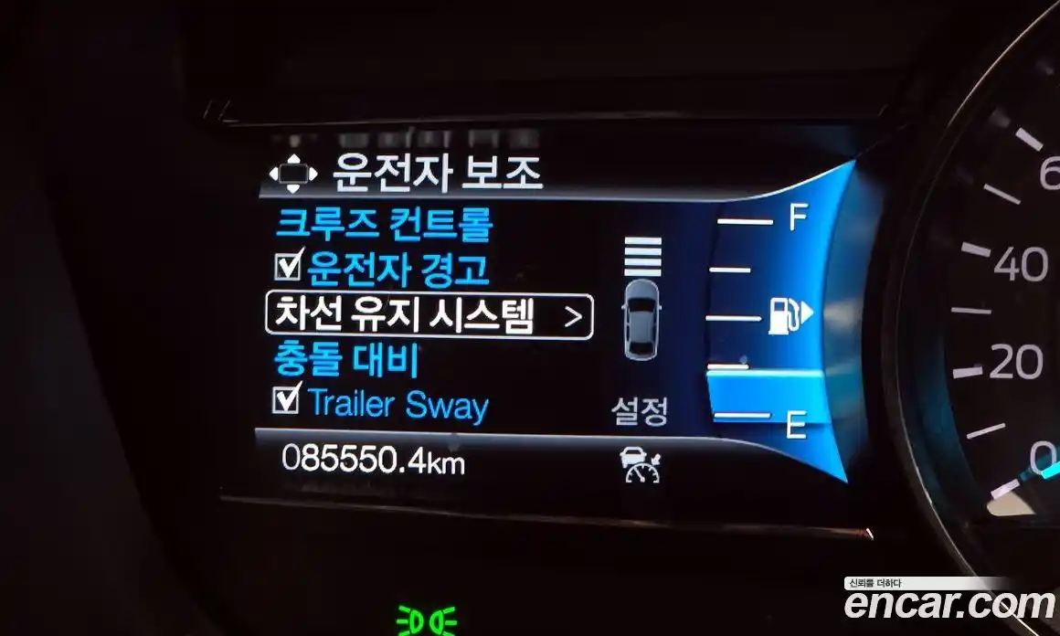 Ford Explorer 2019 2.3 автомат (гидро), фото 18