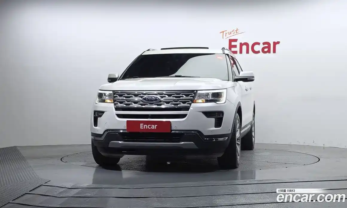 Ford Explorer 2019 2.3 автомат (гидро), фото 3