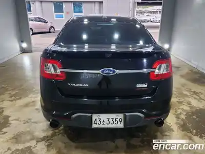 Ford Taurus 2012 3.5 автомат (гидро), миниатюра 5