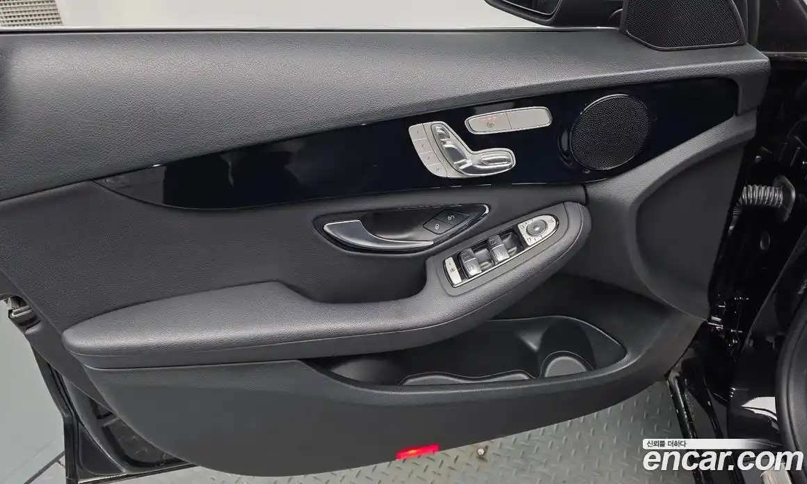 Mercedes-Benz C-Class 2020 2.0 автомат (гидро), фото 14