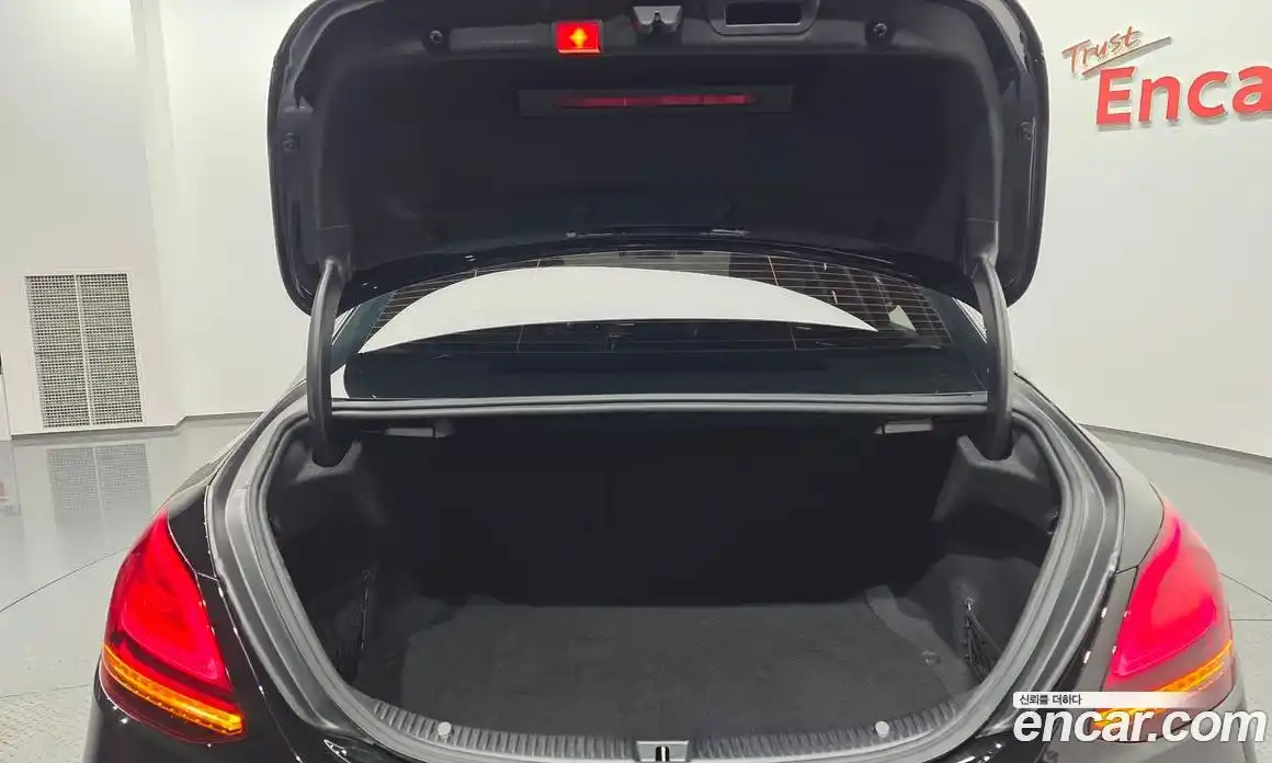 Mercedes-Benz C-Class 2020 2.0 автомат (гидро), фото 26