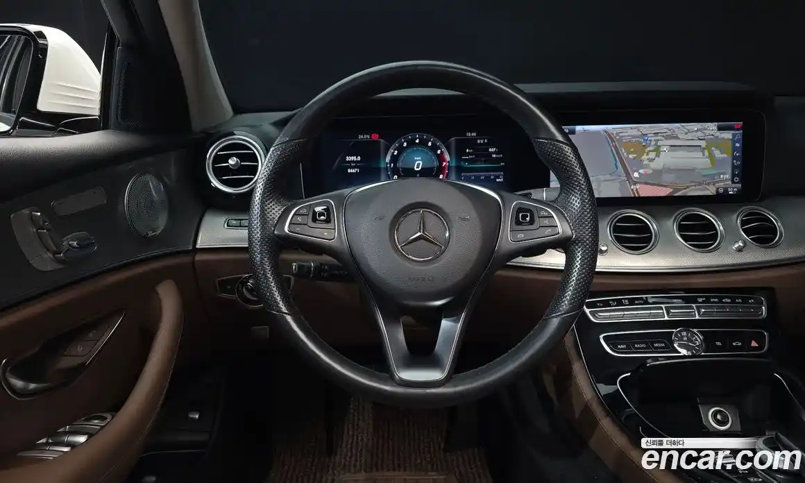 Mercedes-Benz E-Class 2017 2.0 автомат (гидро), фото 12