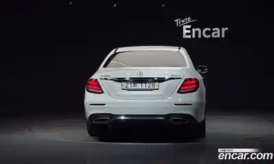 Mercedes-Benz E-Class 2017 2.0 автомат (гидро), миниатюра 4