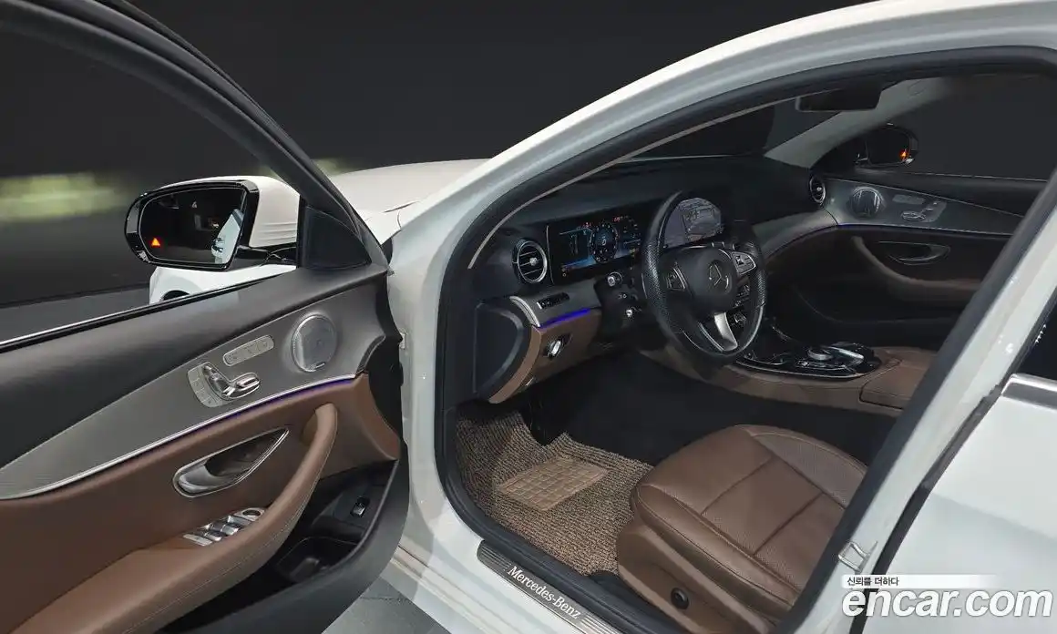 Mercedes-Benz E-Class 2017 2.0 автомат (гидро), фото 10
