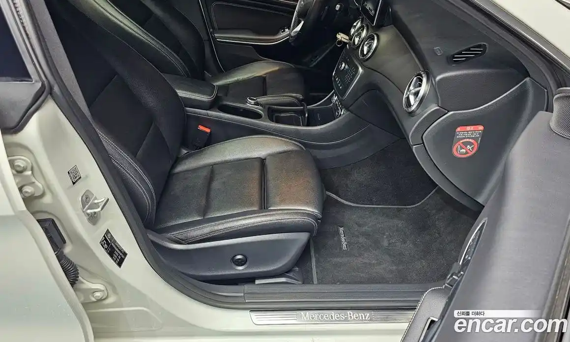 Mercedes-Benz CLA-Class 2016 2.1 гидро, фото 11 Mercedes-Benz CLA-Class 2016 2.1 гидро, фото 11