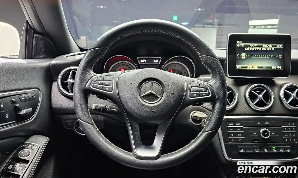 Mercedes-Benz CLA-Class 2016 2.1 гидро, фото 13 Mercedes-Benz CLA-Class 2016 2.1 гидро, фото 13