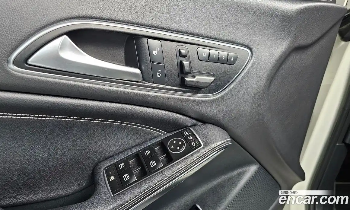 Mercedes-Benz CLA-Class 2016 2.1 гидро, фото 17 Mercedes-Benz CLA-Class 2016 2.1 гидро, фото 17