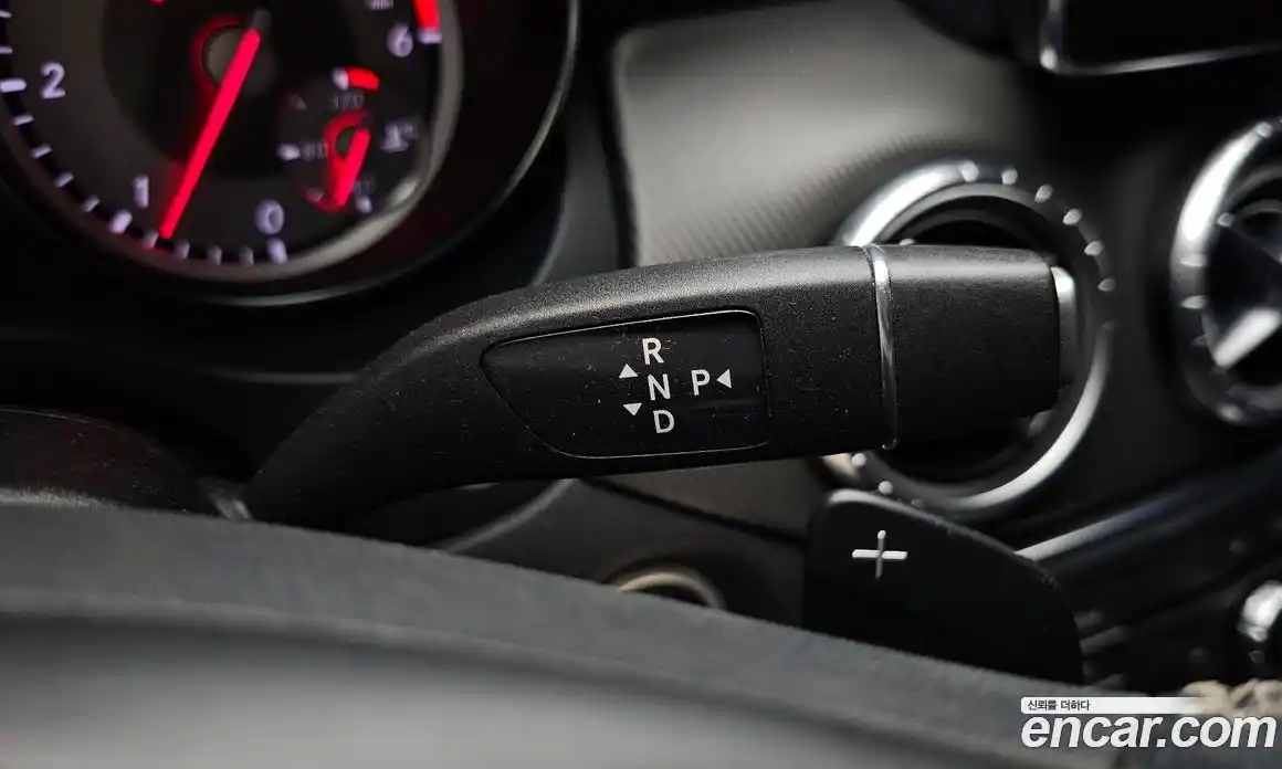 Mercedes-Benz CLA-Class 2016 2.1 гидро, фото 9 Mercedes-Benz CLA-Class 2016 2.1 гидро, фото 9