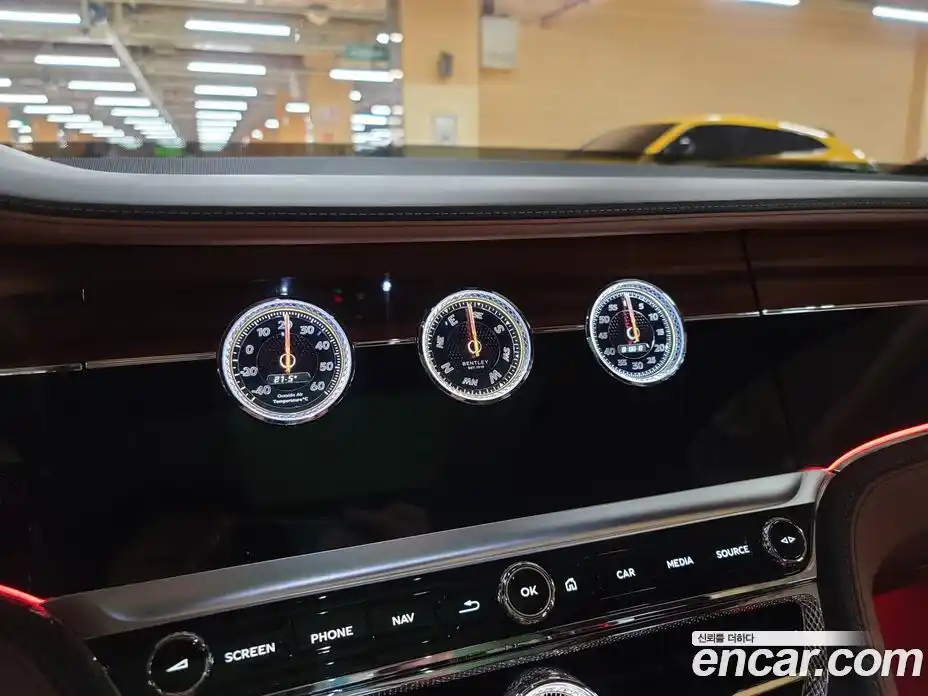Bentley Flying Spur 2020 6.0 гидро, фото 13