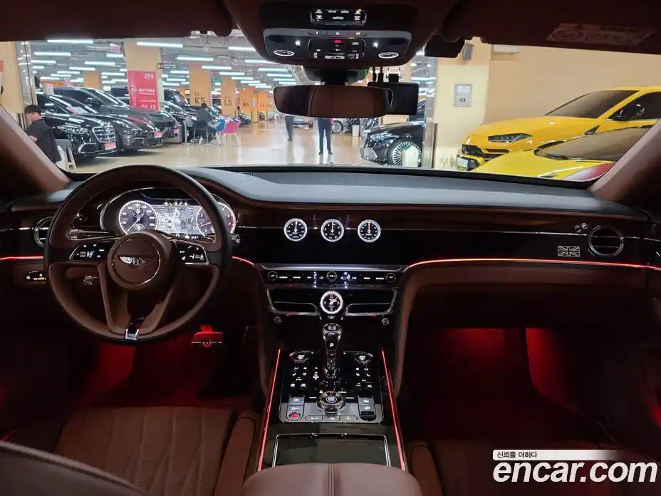 Bentley Flying Spur 2020 6.0 гидро, фото 7